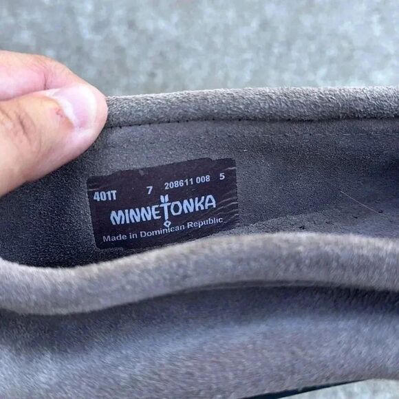 Minnetonka Suede Moccasin Women’s Size 7 - Picture 9 of 9